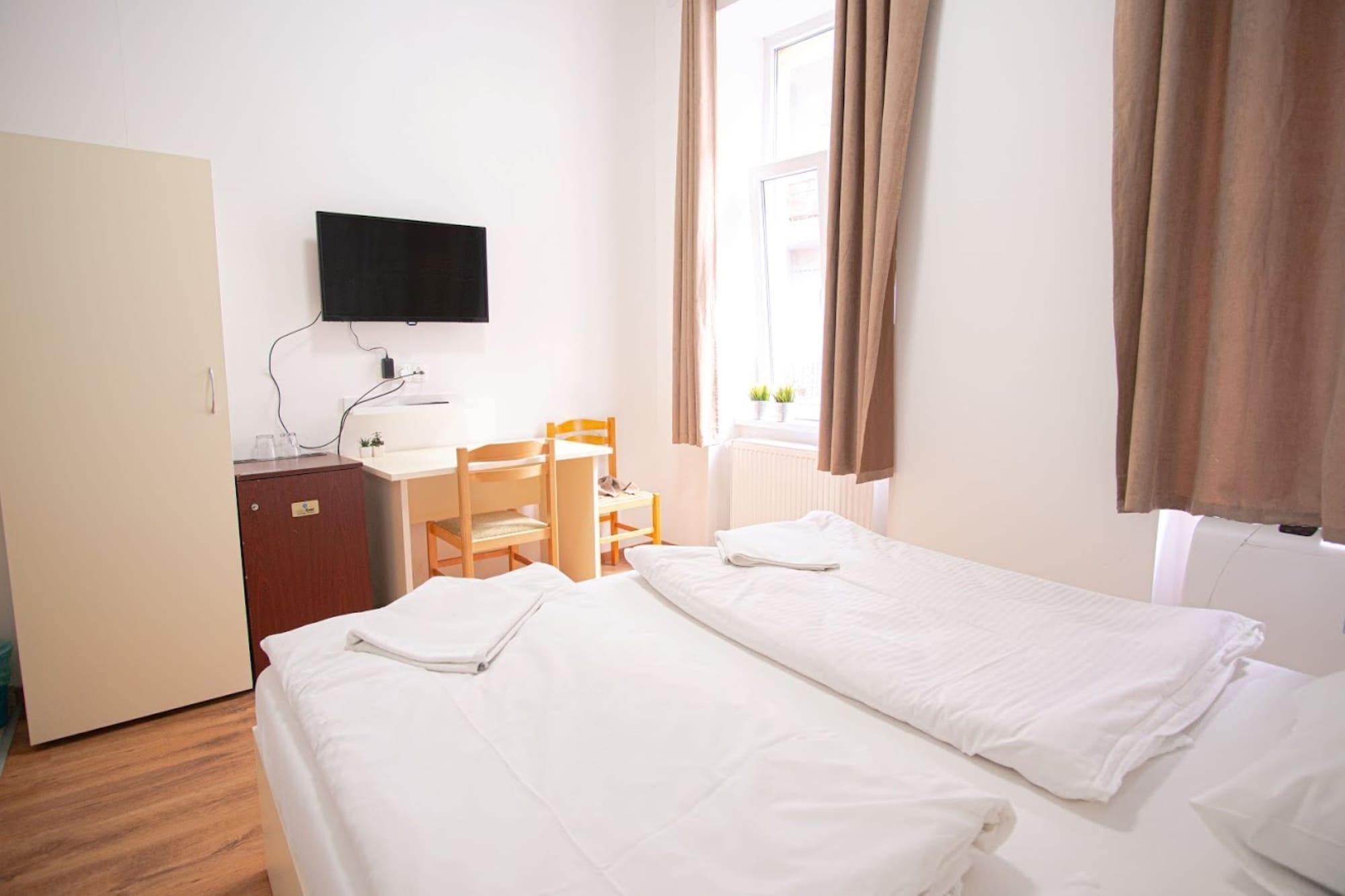 Easy Star Hotel Budapest Exteriör bild