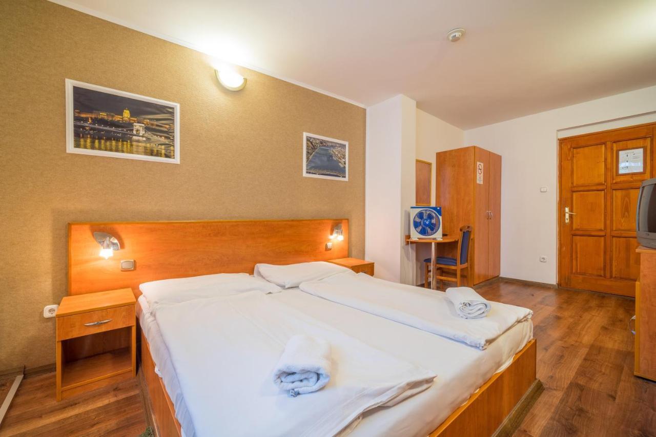 Easy Star Hotel Budapest Exteriör bild